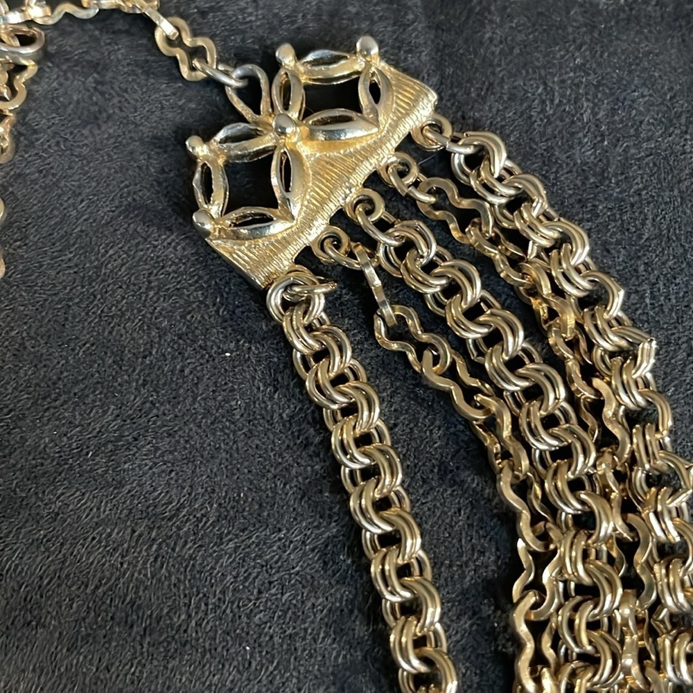 Vintage multi strand Coro chain necklace - Picture 3 of 6